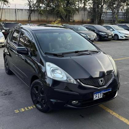 HONDA FIT 1.4 LX 16V FLEX 4P MANUAL HONDA FIT 1.4 LX 16V FLEX 4P MANUAL